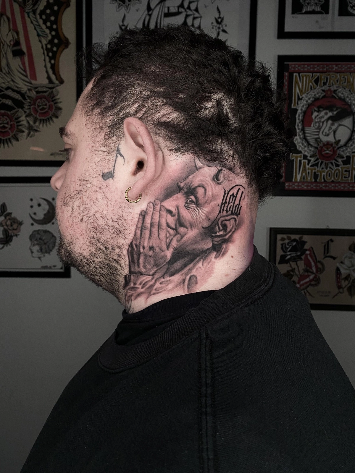 Pietro Gasperoni tatuatore Rimini Black Swan studio tattoo artist professionale